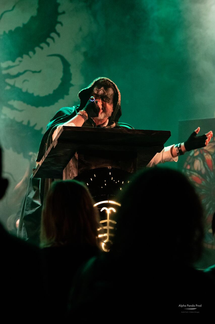 The organ, in green smoke