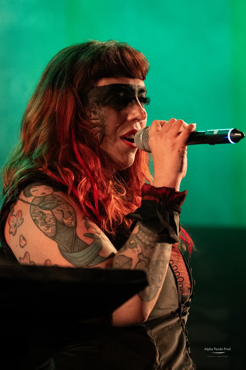 Vocals, in green